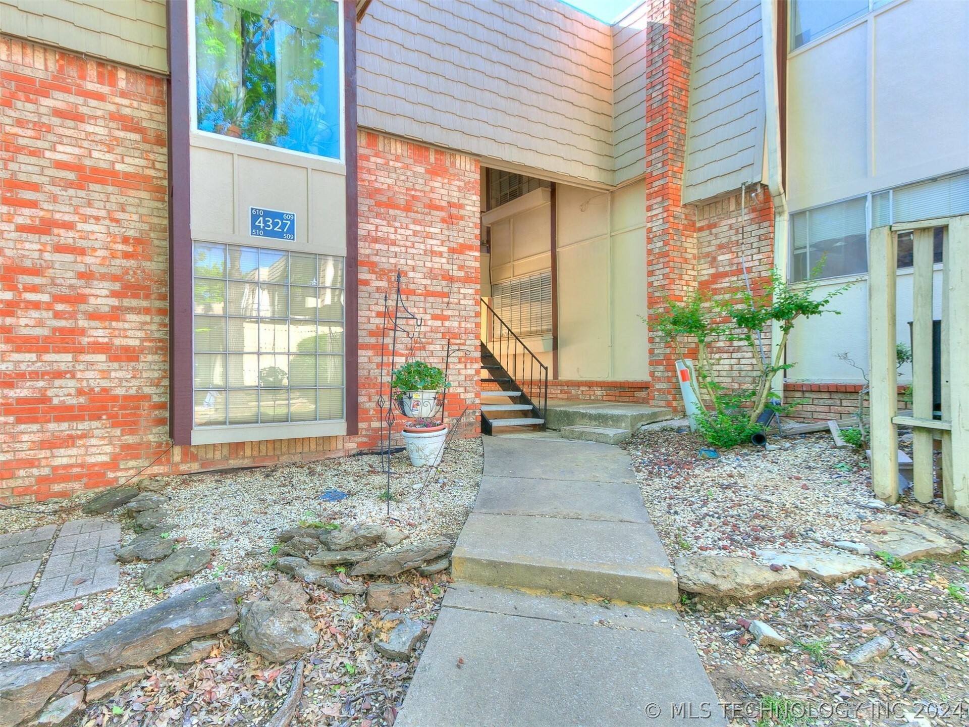 Property Photo:  4327 E 68th Street 509  OK 74136 