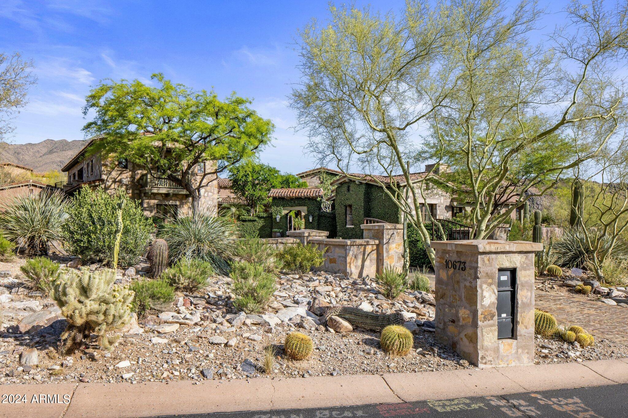 Property Photo:  10673 E Wingspan Way  AZ 85255 