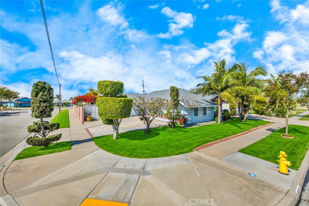 Property Photo:  9251 Parliament Avenue  CA 92683 