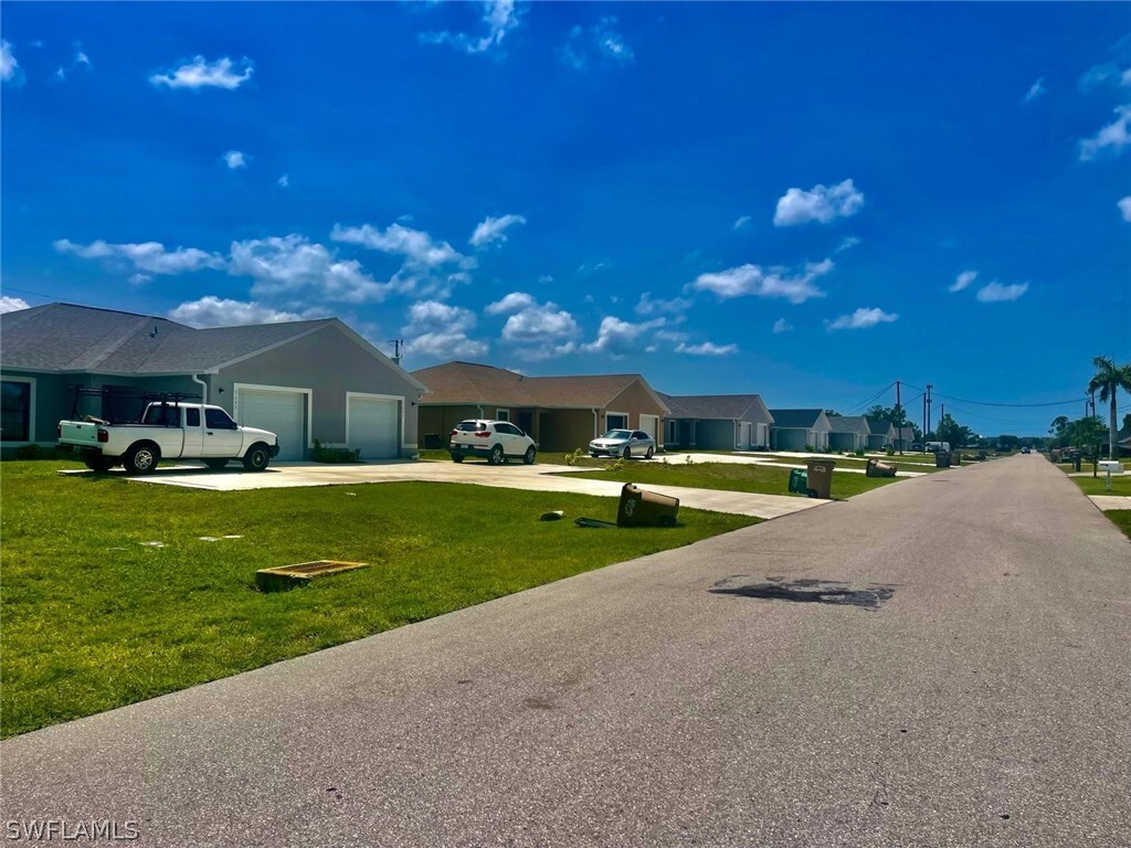 Property Photo: 3605 SW 8th Place FL 33914