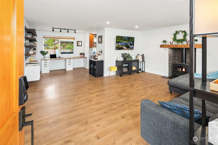 Property Photo:  14330 SE 258th Place  WA 98042 