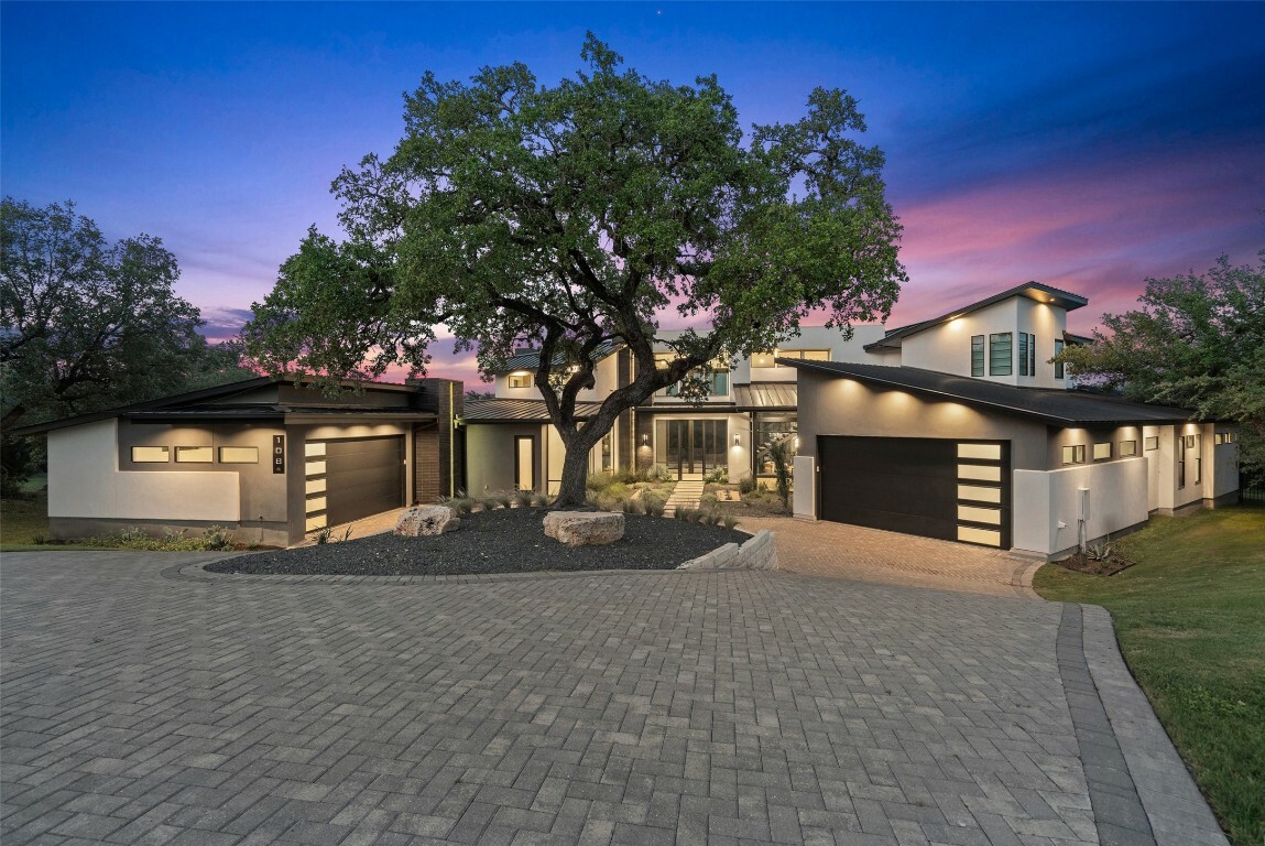 Property Photo: 108 Harbor Hill Drive TX 78734