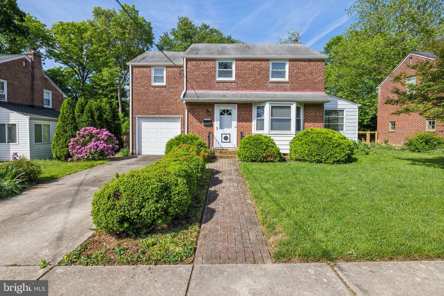 Property Photo: 304 Becker Avenue DE 19804