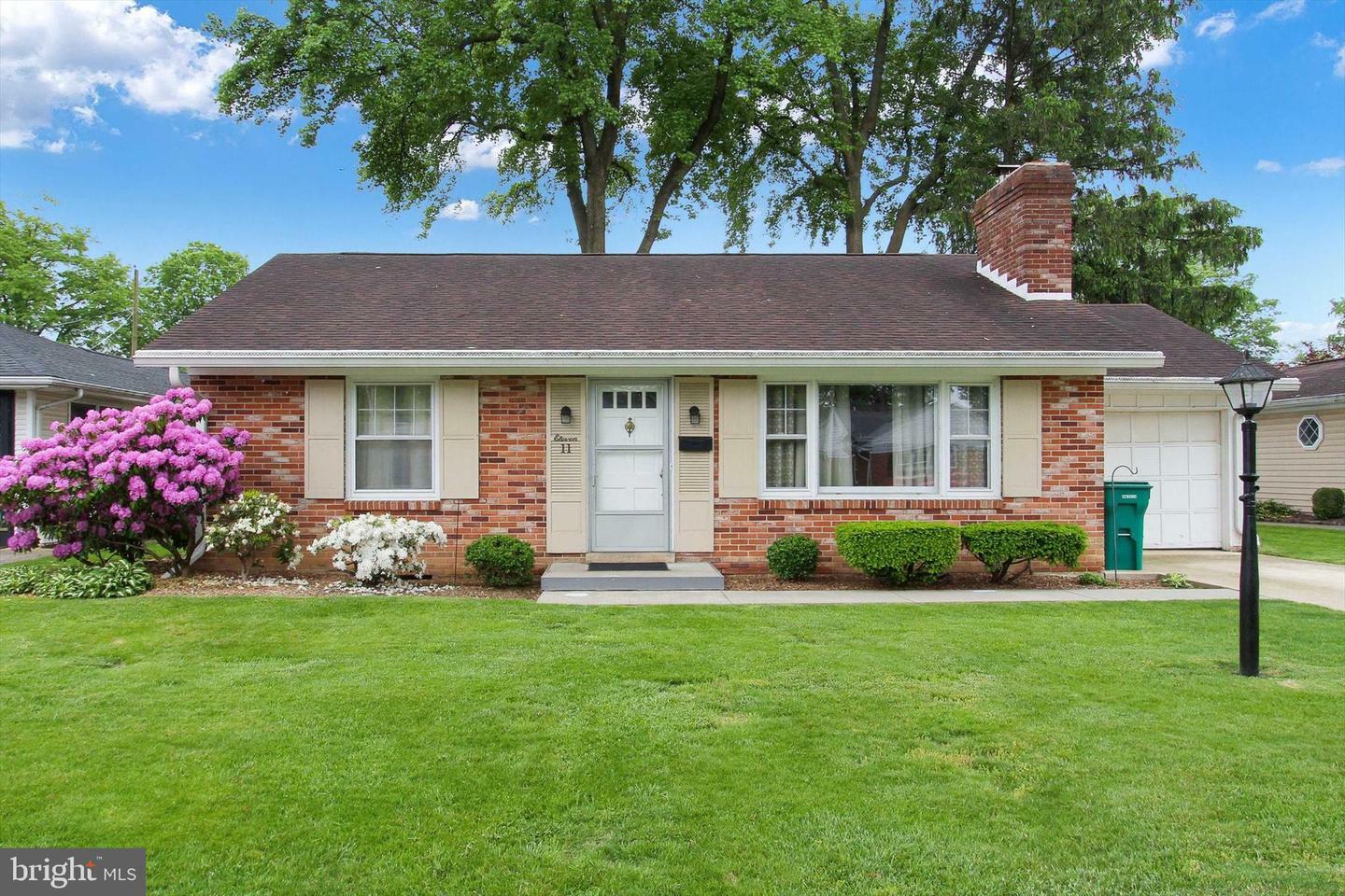 Property Photo:  11 Gale Road  PA 17011 