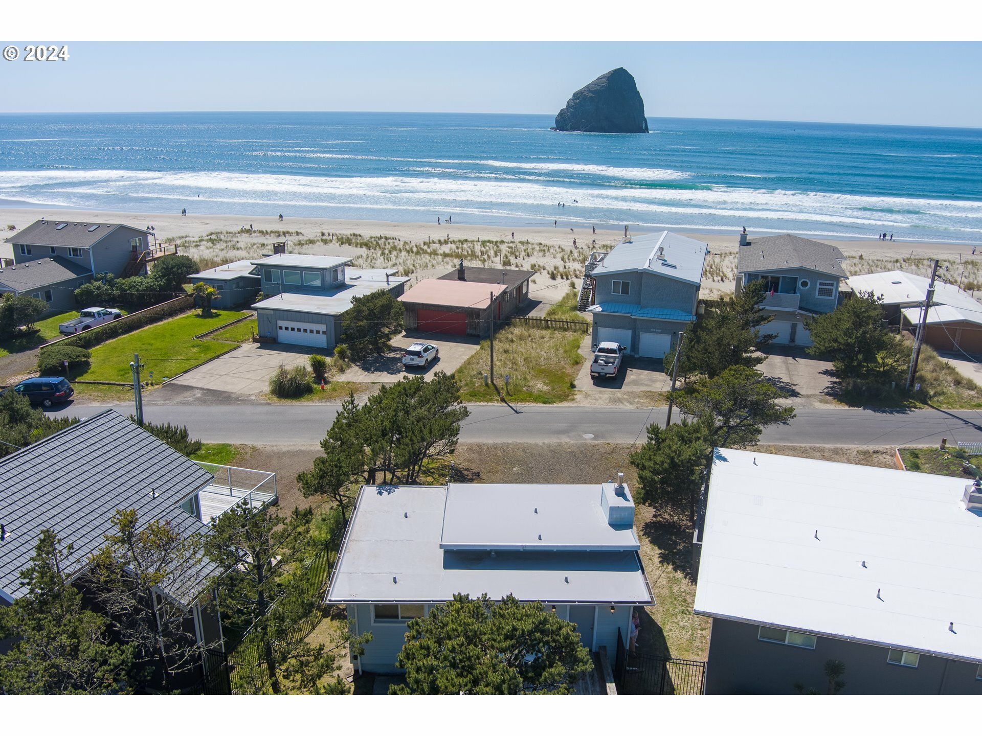 33405 Shore Dr  Pacific City OR 97135 photo