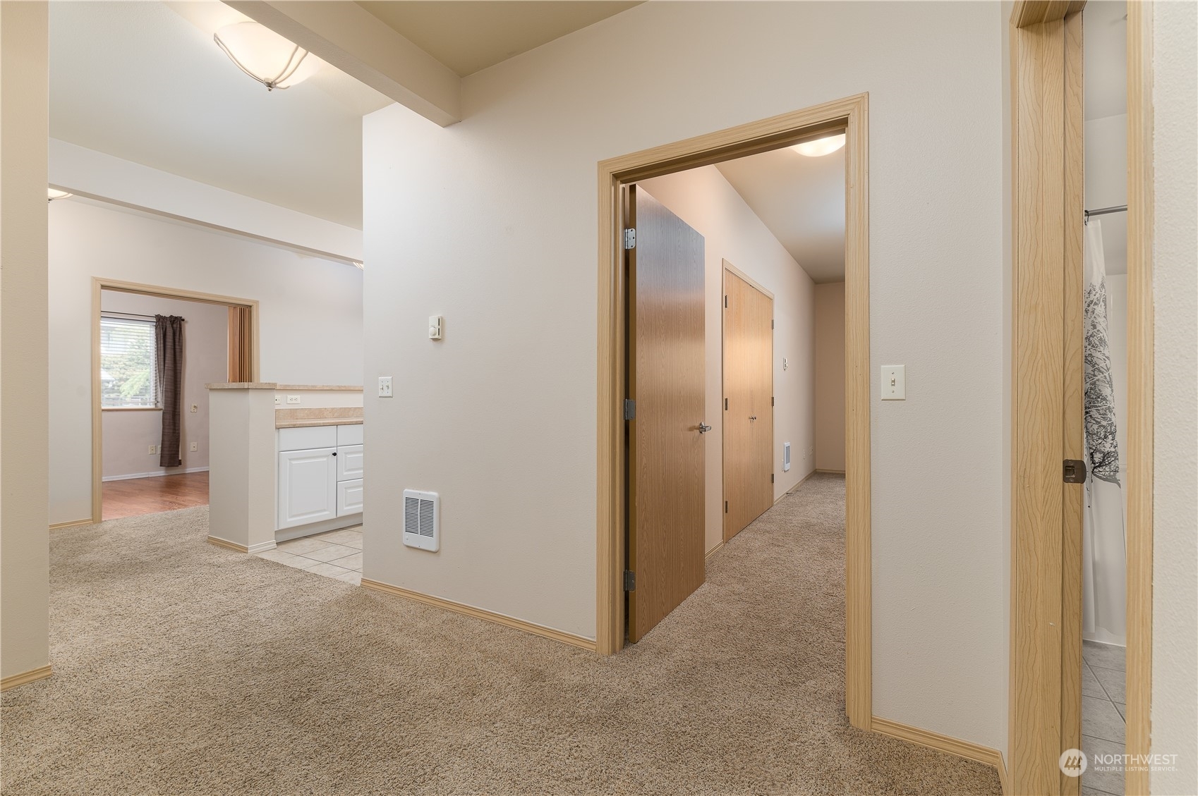 Property Photo: 504 Darby Drive 101 WA 98226