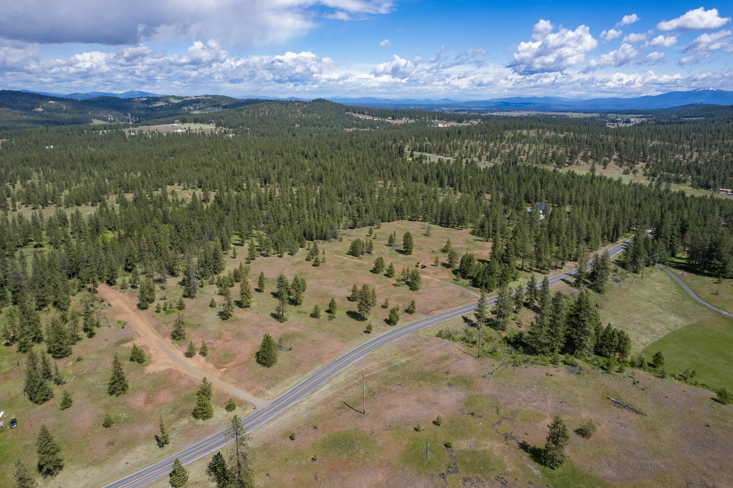 Property Photo:  56xxw (Lot 4W) Jergens Rd For Gps Use 5629 Jergens Rd (Direc  WA 99026 