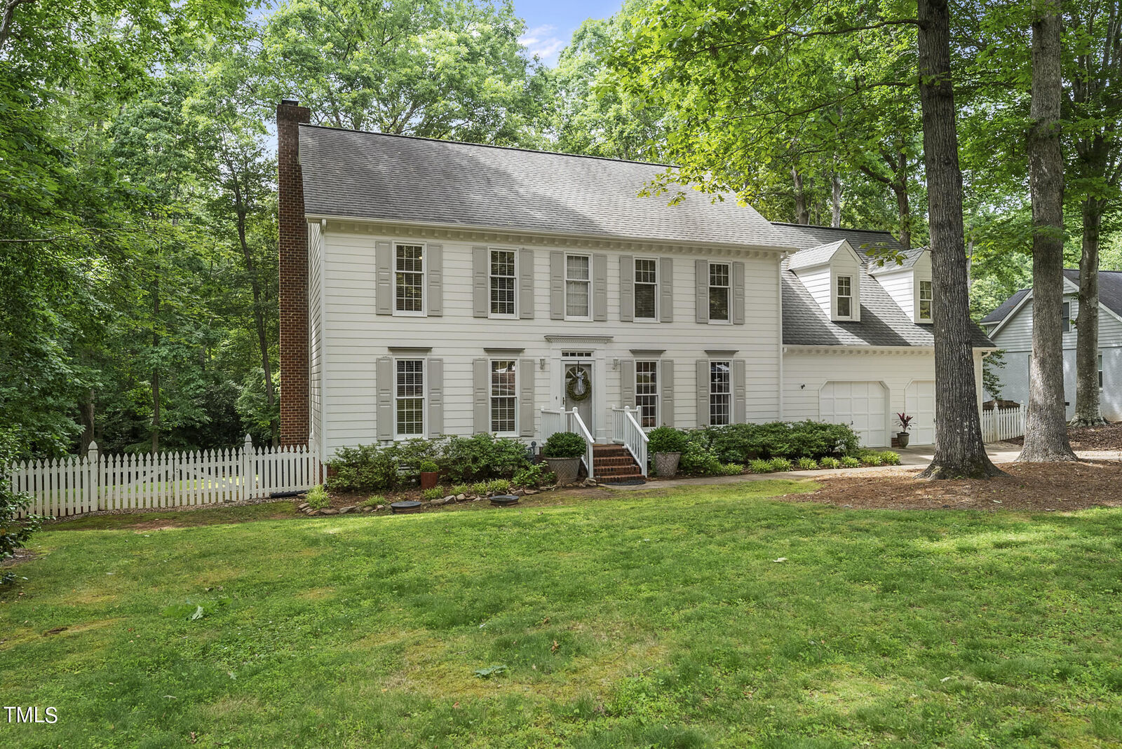 Property Photo: 12713 Lindley Drive NC 27614