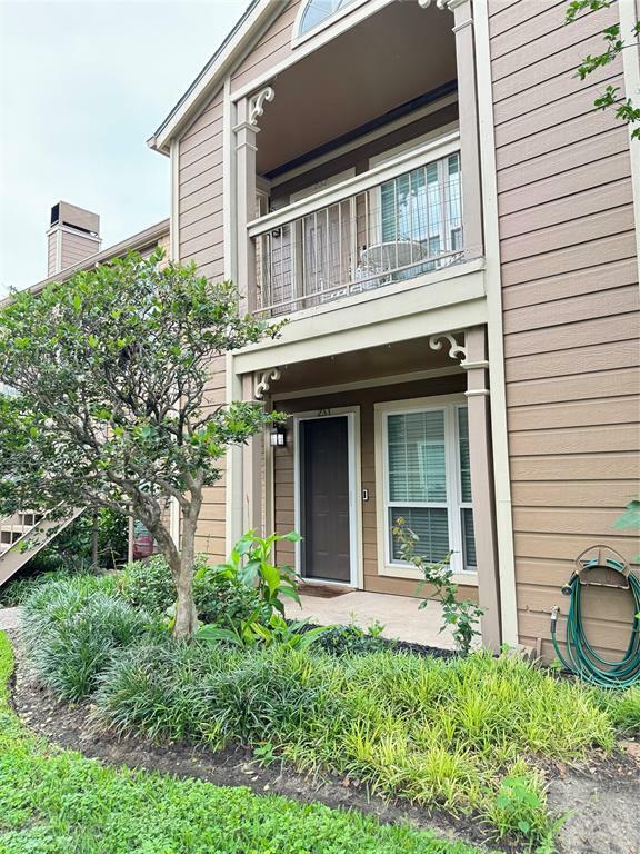 Property Photo:  1860 White Oak Drive 231  TX 77009 