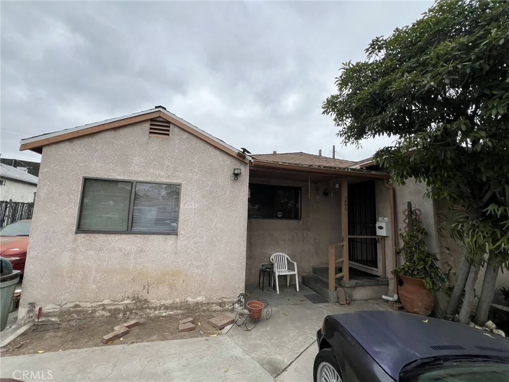 Property Photo:  706 W 149th Street  CA 90247 