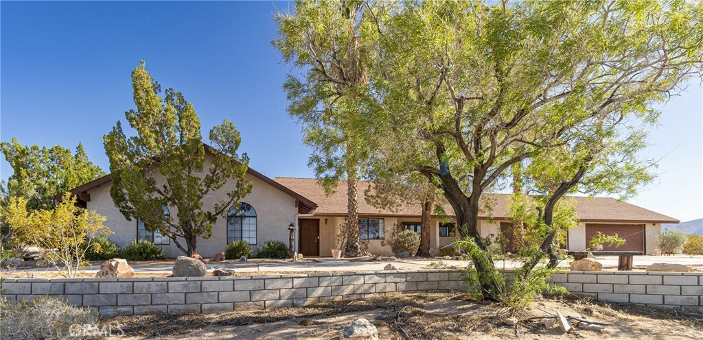 Property Photo:  6746 Desert Quail Drive  CA 92277 