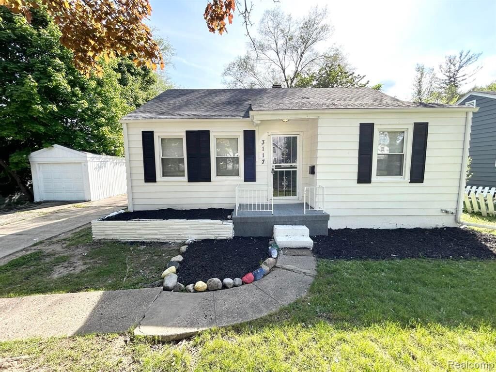 Property Photo: 3117 Beecher Road MI 48503 4901