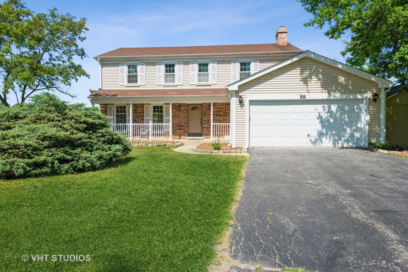 Property Photo: 58 N Flint Drive IL 60010