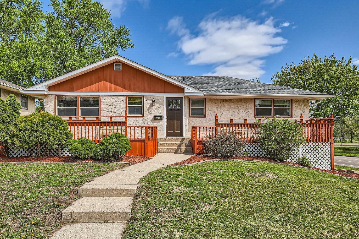 Property Photo: 2255 Berland Place MN 55119