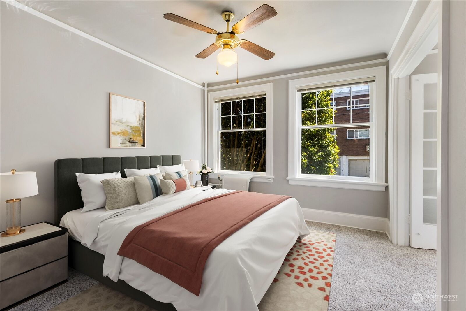 Property Photo:  321  Boylston Avenue E 202  WA 98102 