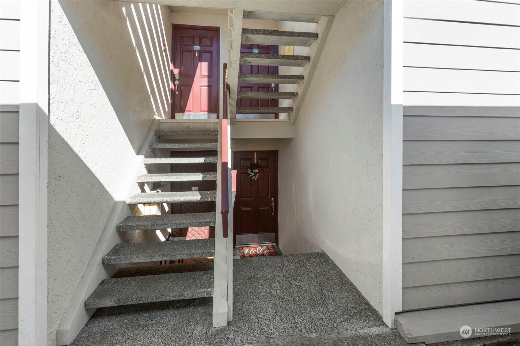 Property Photo:  1160 N 198th Street H102  WA 98133 