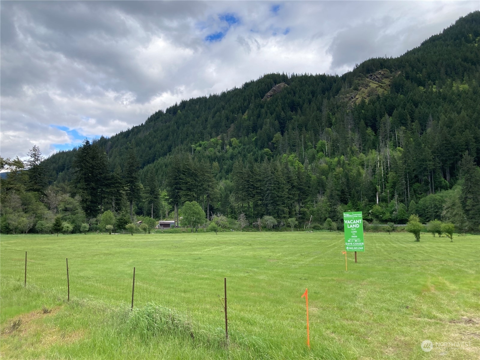 Property Photo:  2  US Highway 12  WA 98361 