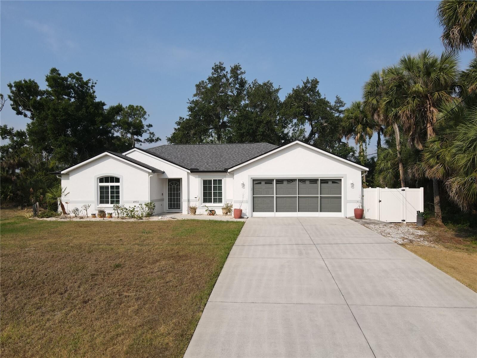 Property Photo:  4953 Kenvil Drive  FL 34288 
