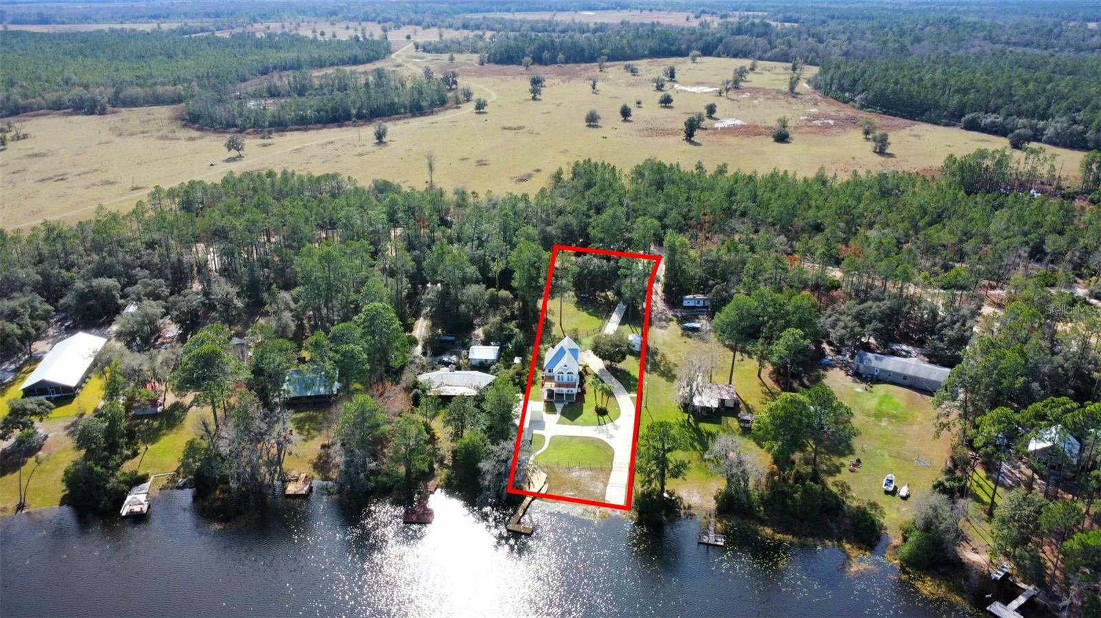 Property Photo:  221 Riley Lake Drive  FL 32640 