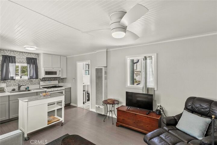 Property Photo:  229 Alhambra Trail  CA 93225 