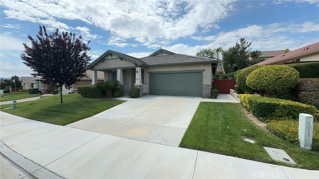 Property Photo:  39565 Cardiff Avenue  CA 92563 