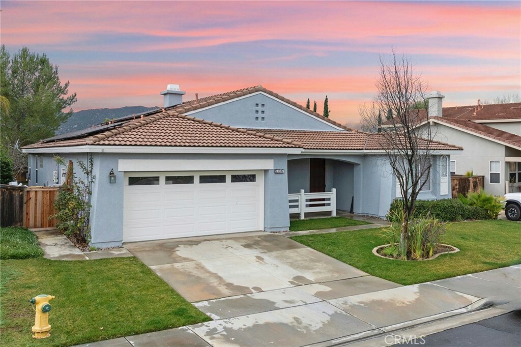 Property Photo:  23817 Barberry Place  CA 92562 