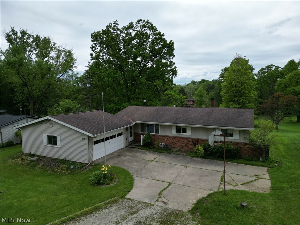 Property Photo:  8910 Brandywine Road  OH 44067 