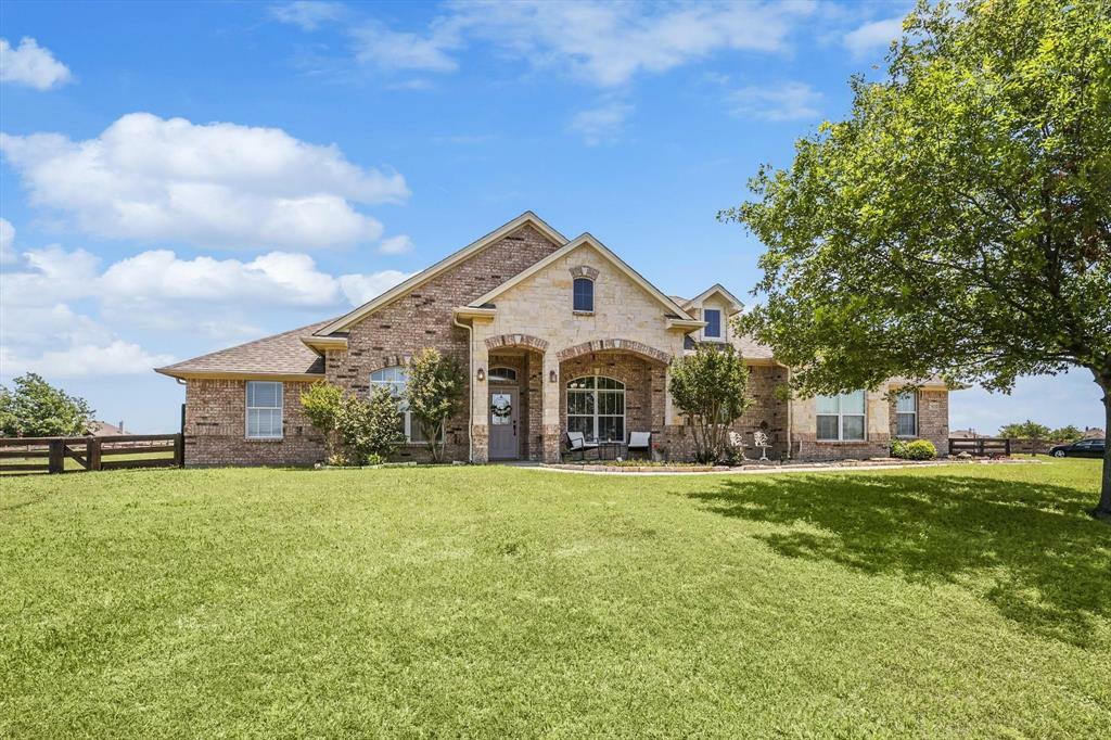 Property Photo:  7821 Canyon Ridge Drive  TX 76247 