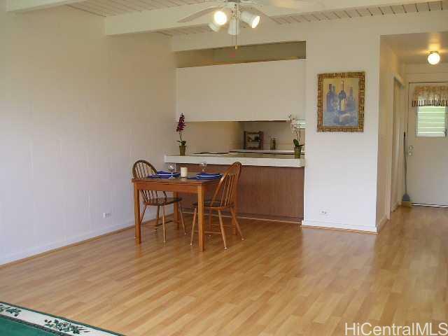 Property Photo:  