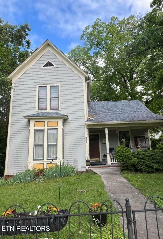 Property Photo:  209 Indiana Ave  TN 37803 