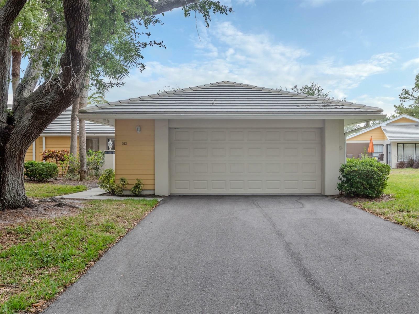 Property Photo:  312 Pembroke Drive 199  FL 34293 