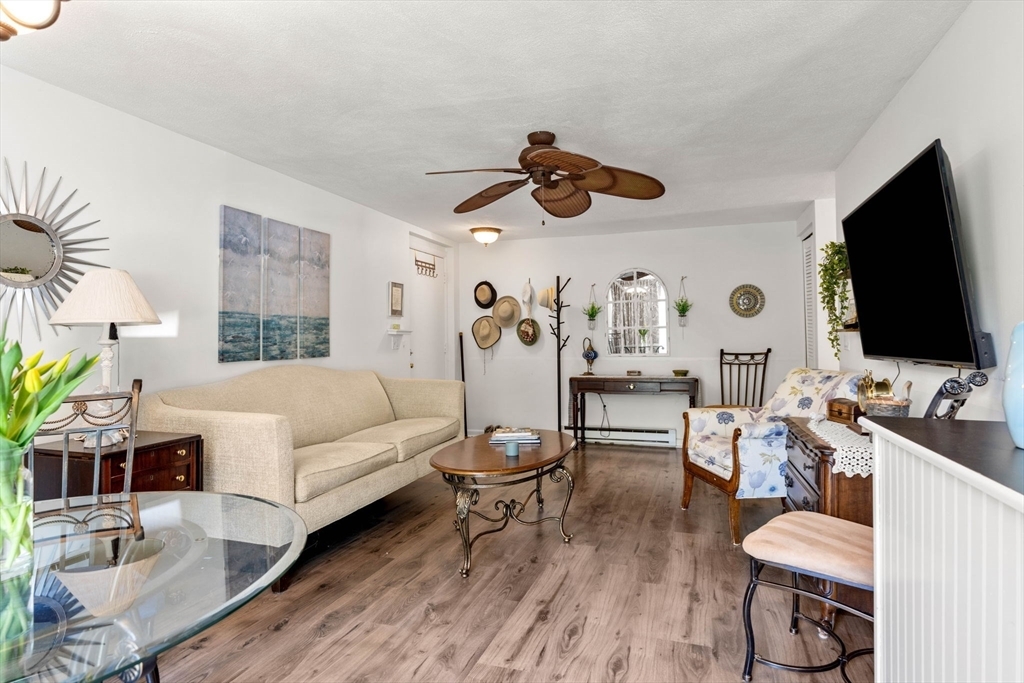 Property Photo: 17 Glen Devin St 17 MA 01913