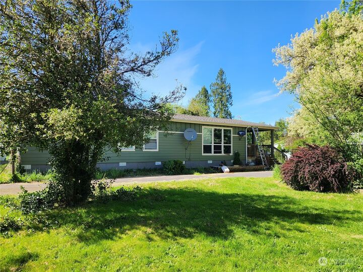 Property Photo: 104 Wildwood Road WA 98593