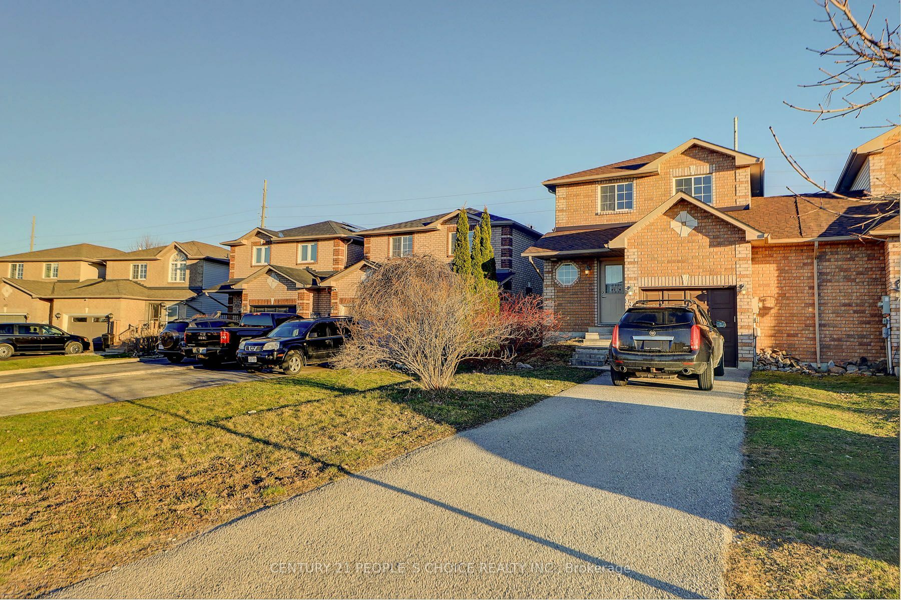 149 Courtney Cres  Barrie ON L4N 5T1 photo