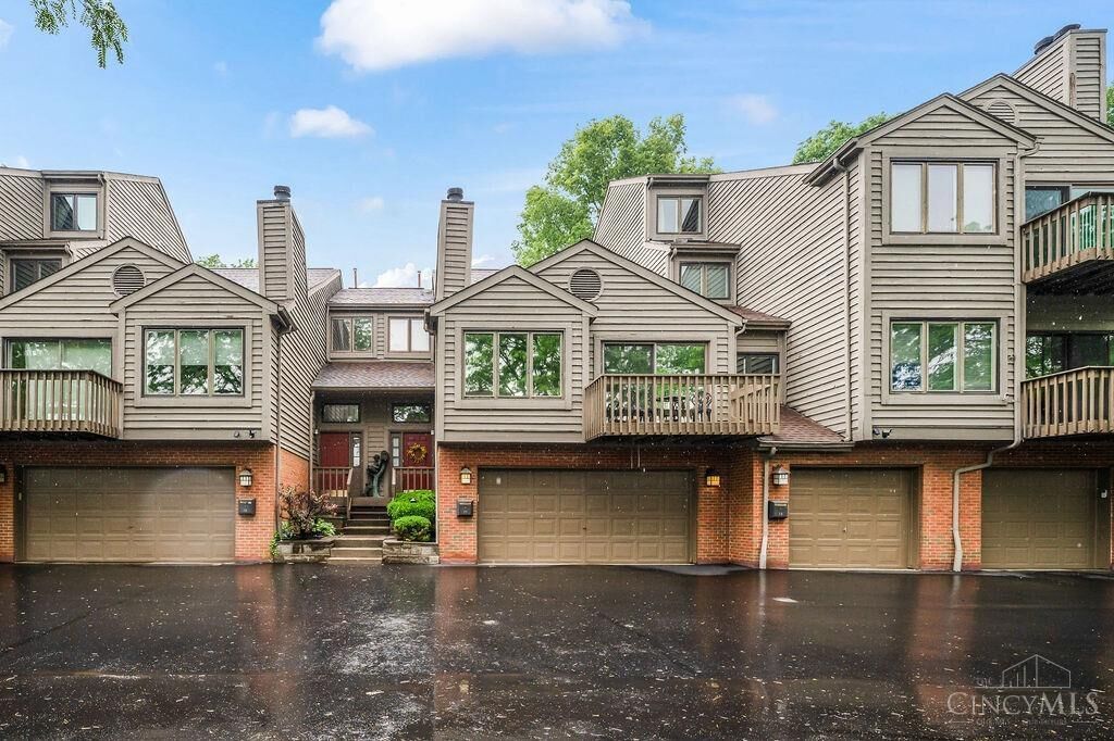Property Photo: 2600 Cleinview Avenue OH 45206
