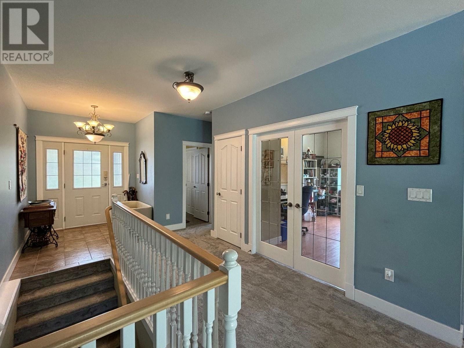 Property Photo: 543 Hartland Avenue BC V0H 1M0