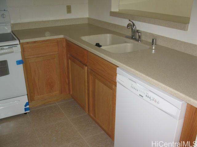 Property Photo:  91-611 Kilaha Street 46  HI 96706 