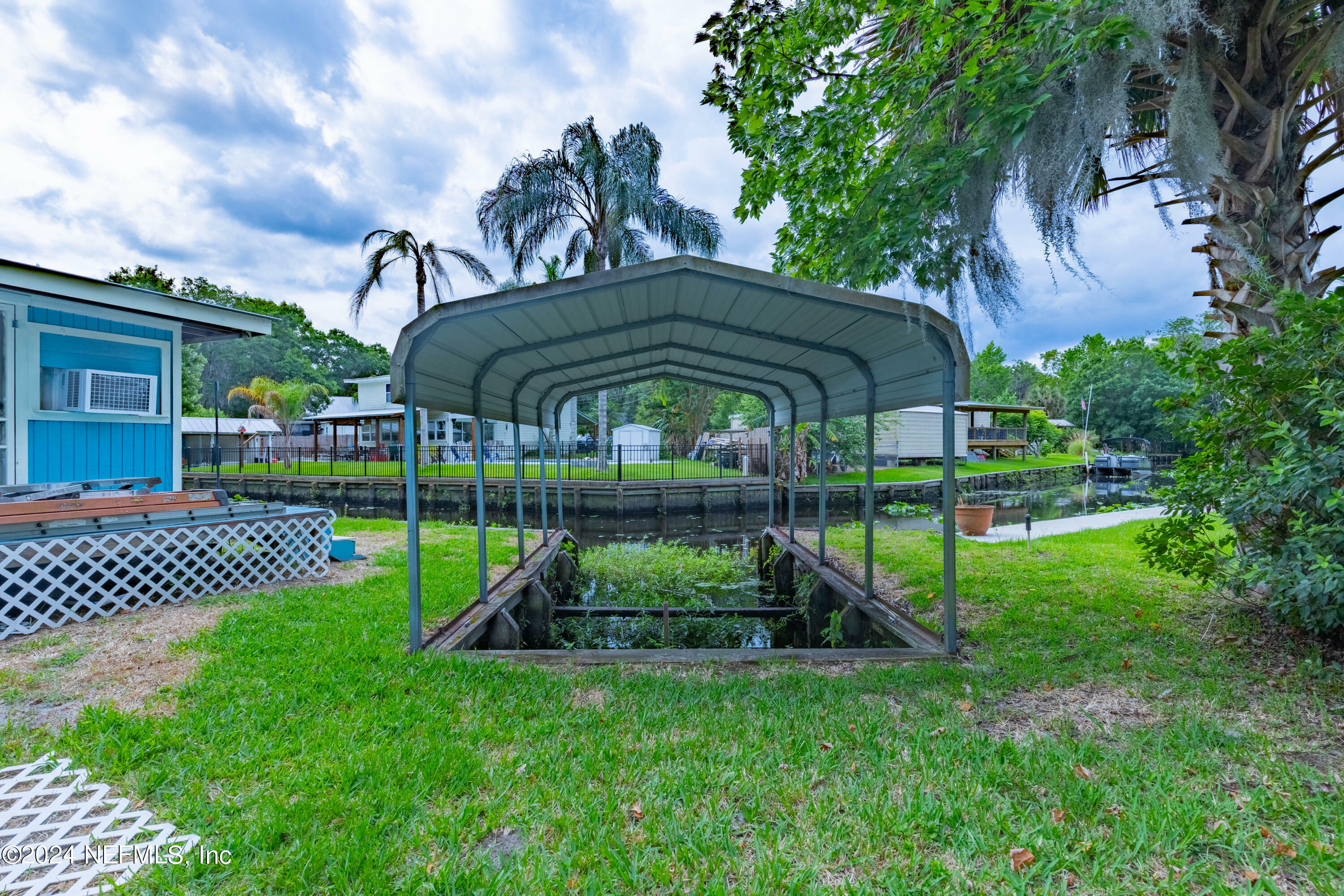 Property Photo:  8165 Colee Cove Road  FL 32092 