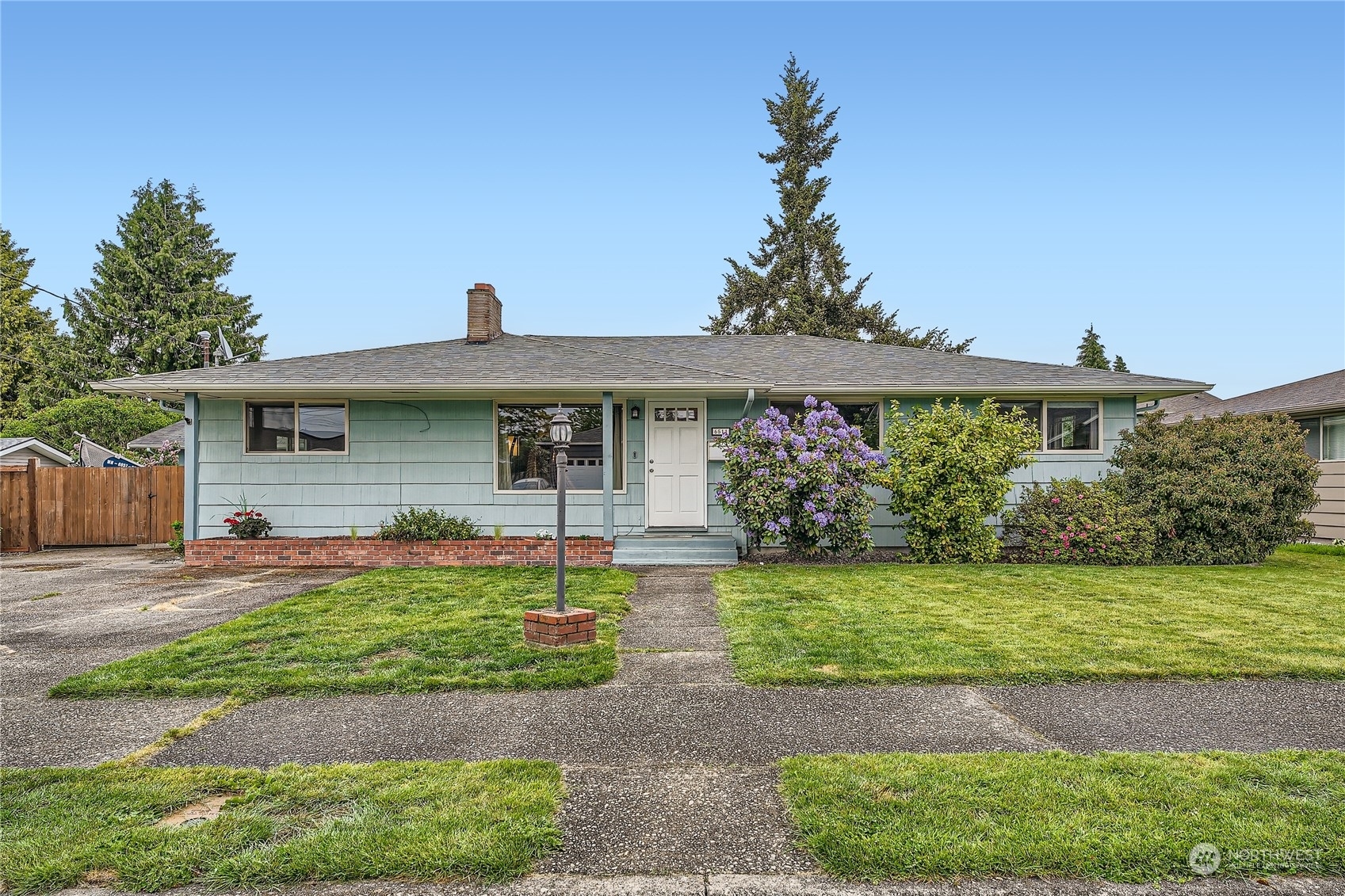 Property Photo:  6511 S K Street  WA 98408 