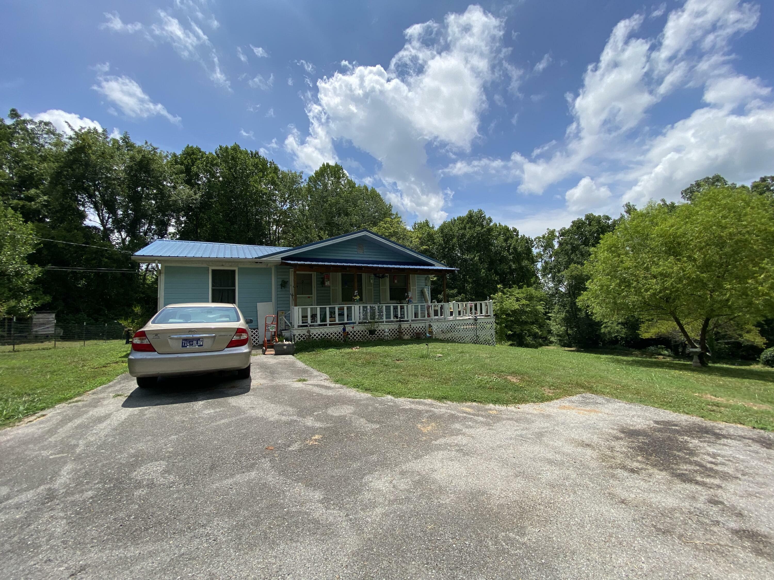 Property Photo:  605 Chestuee Street  TN 37329 