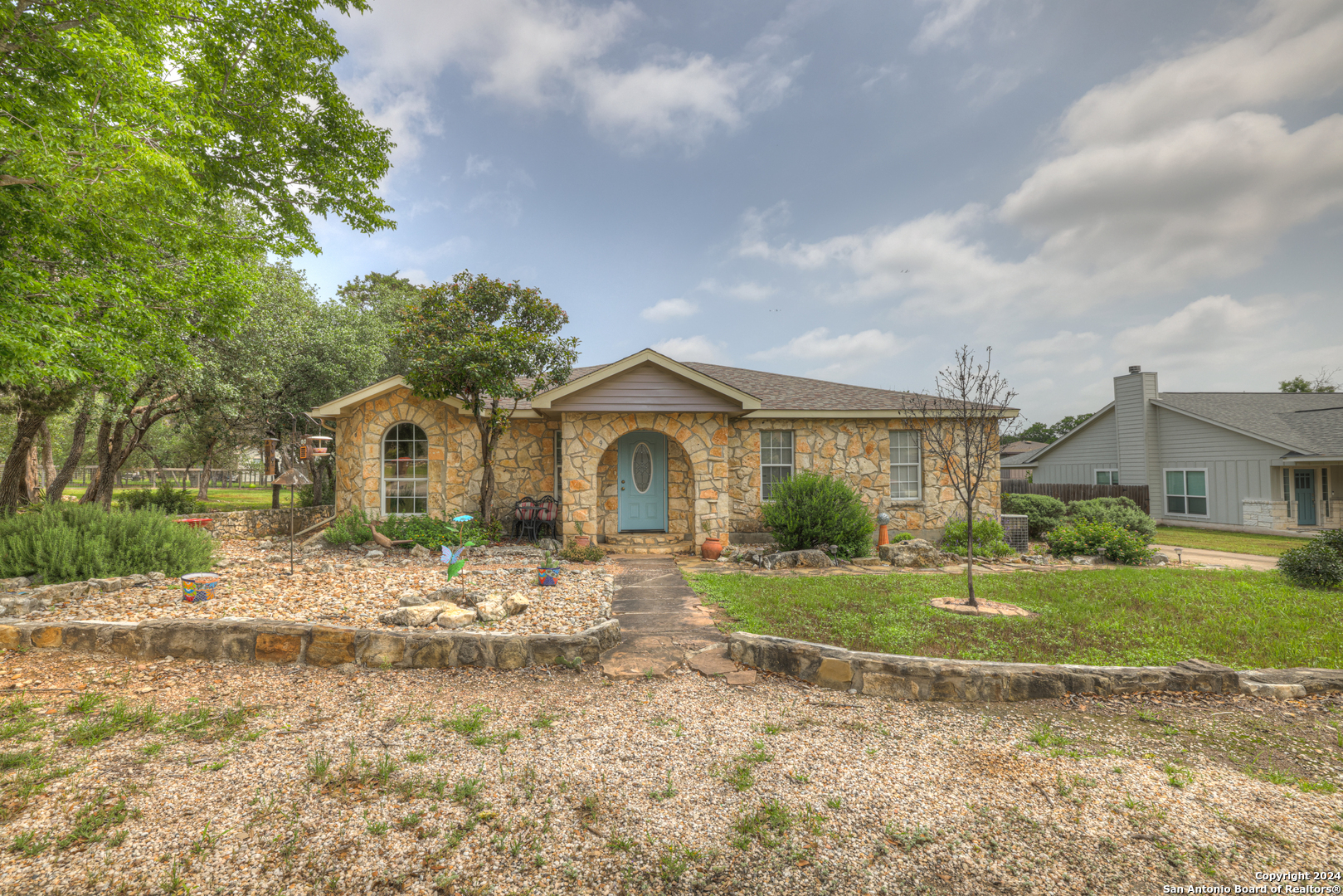 Property Photo:  9 Wood Hollow  TX 78676 