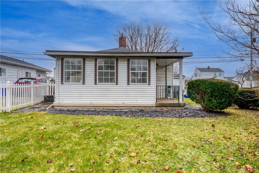 Property Photo:  1300 Dallas Ave  PA 15065 