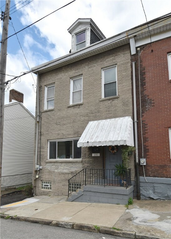 Property Photo:  231 42nd St  PA 15201 