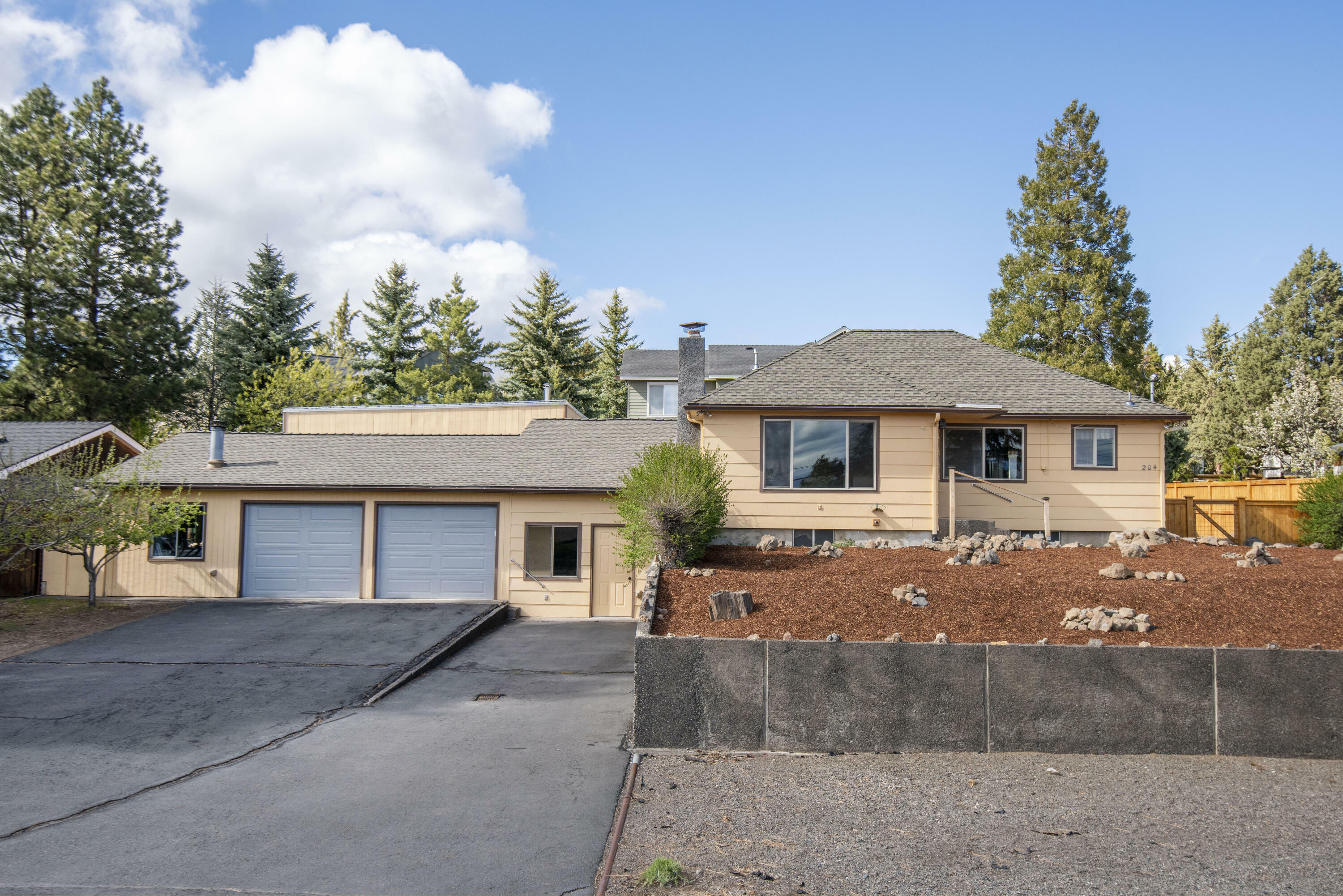 204 NW Wilmington Avenue  Bend OR 97703 photo