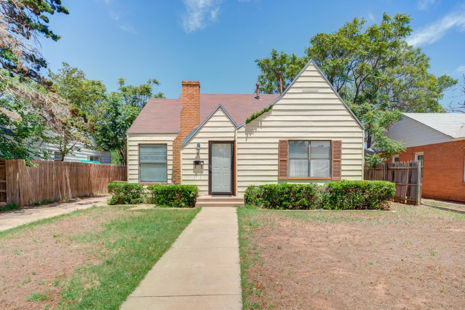 Property Photo: 1920 25th Street TX 79411