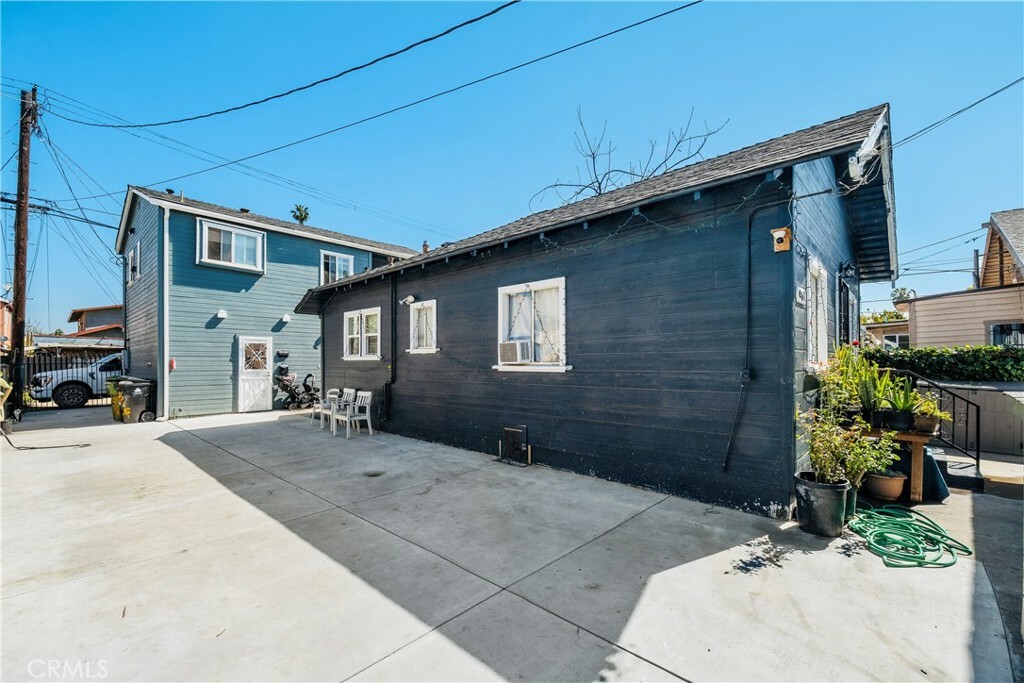 Property Photo:  961 W 47th Street  CA 90037 