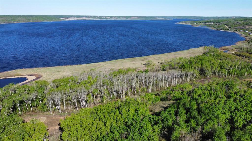 Photo de la propriété:  200 Lake Shore Drive  MB R0J 0X0 