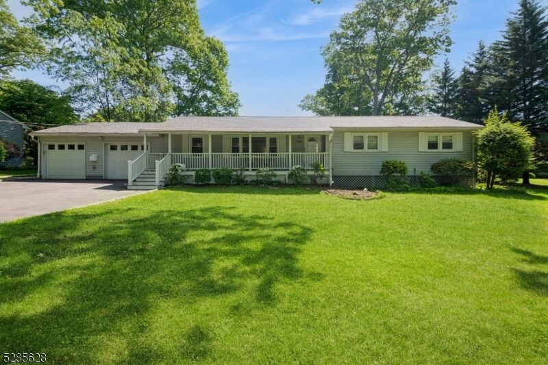 Property Photo:  115 Highwood Rd  NJ 07430 