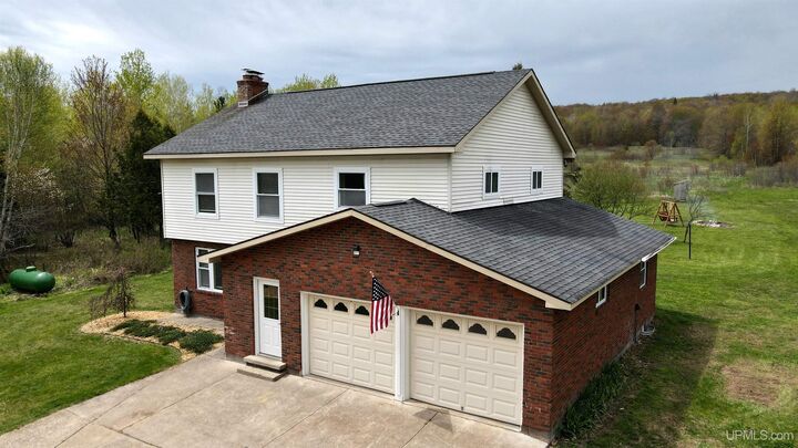 40169 Lower Worham  Chassell MI 49916 photo