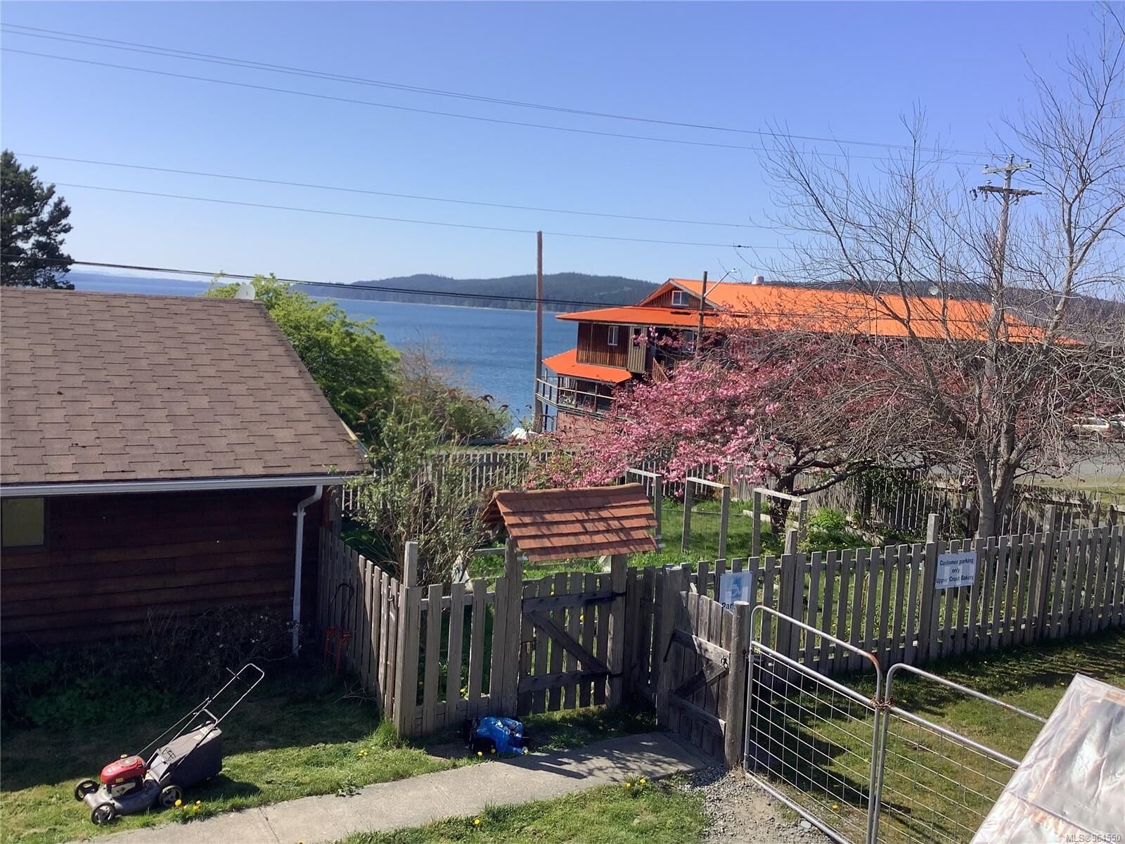Property Photo: 185 1st St BC V0N 3E0